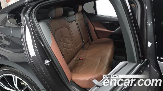 BMW 5 Series (G60) 530i xDrive M Sport 2024 — фото 16