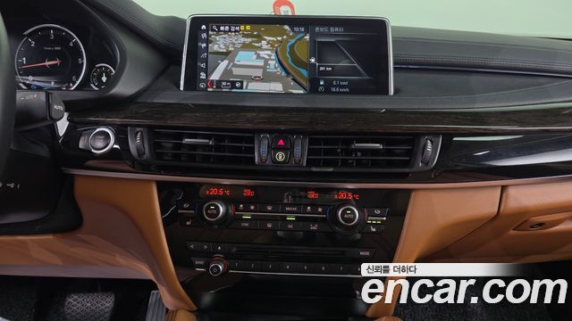 BMW X6 (F16) xDrive 30d 2017 — фото 15