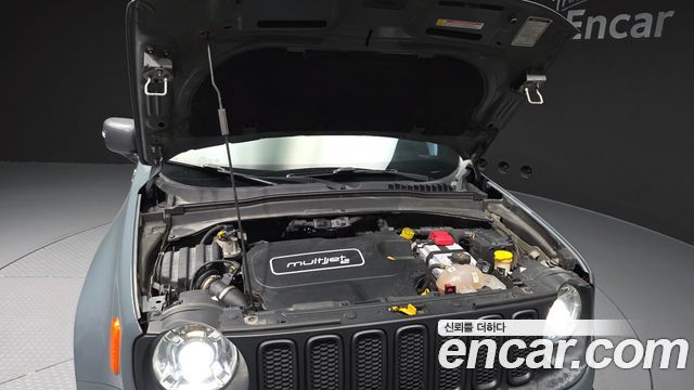 Jeep Renegade 2.0 Diesel Tailhawk AWD 2018 — фото 6