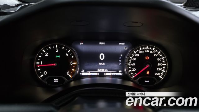 Jeep Renegade 2.0 Diesel Tailhawk AWD 2018 — фото 8