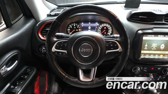 Jeep Renegade 2.0 Diesel Tailhawk AWD 2018 — фото 13