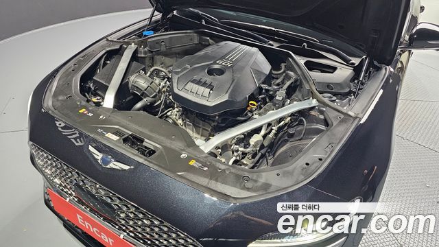 Genesis G70 Shooting Brake Gasoline 2.0T 2WD 2023 — фото 6