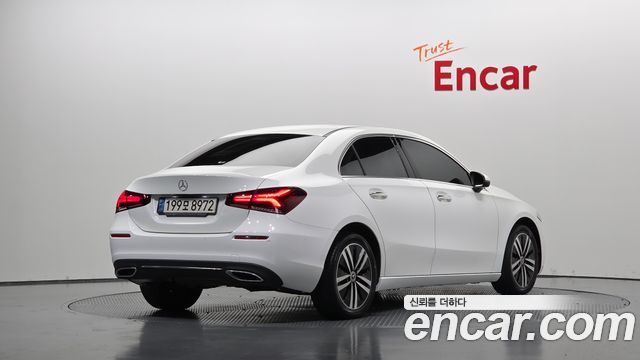Mercedes-Benz A-Class (W177) A220 Sedan 2021 — фото 2