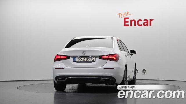 Mercedes-Benz A-Class (W177) A220 Sedan 2021 — фото 4