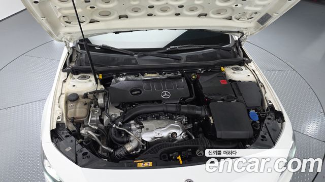 Mercedes-Benz A-Class (W177) A220 Sedan 2021 — фото 6