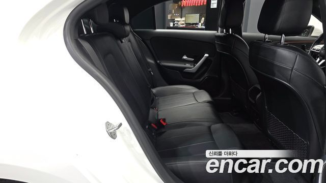 Mercedes-Benz A-Class (W177) A220 Sedan 2021 — фото 12