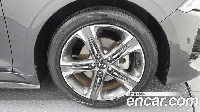 Kia K5 (III) 1.6 Turbo Signature 2020 — фото 21