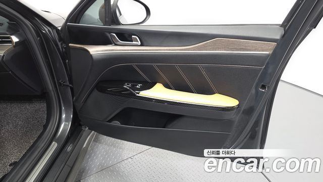 Kia K5 (III) 1.6 Turbo Signature 2020 — фото 24