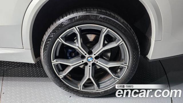 BMW X5 (G05) xDrive 40i M Sport 2022 — фото 21