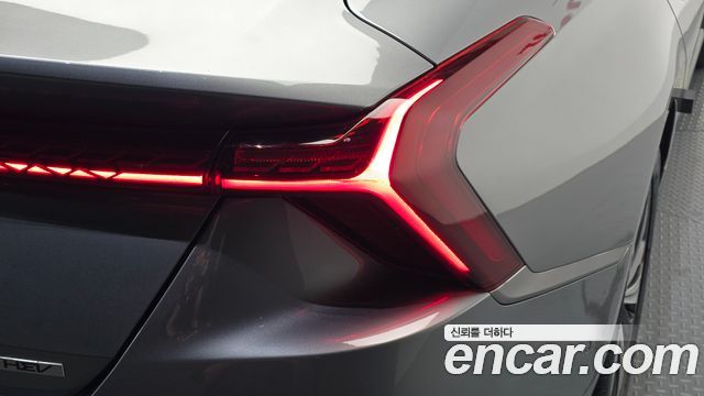 Kia K8 Hybrid Noblesse 2022 — фото 23