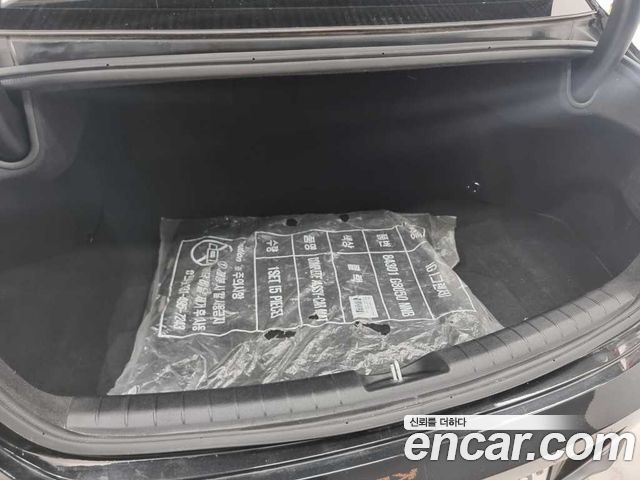 Hyundai Grandeur (IG) 2.5 Premium 2022 — фото 20