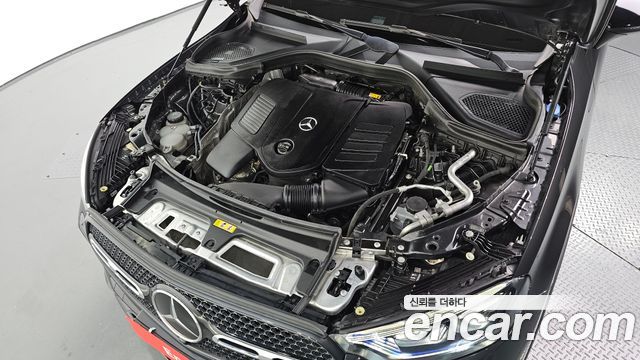 Mercedes-Benz GLC-Class (X254) GLC300 4MATIC Online Special 2023 — фото 6