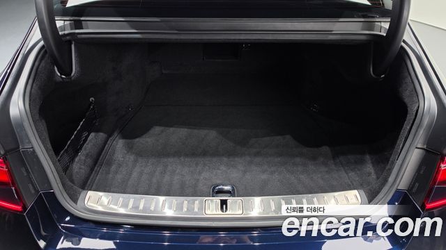 Genesis G90 (RS4) Gasoline 3.5 Turbo AWD 2022 — фото 18