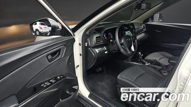 KG Mobility (SsangYong) Very New Tivoli Gasoline 1.5 2WD V1 2022 — фото 10