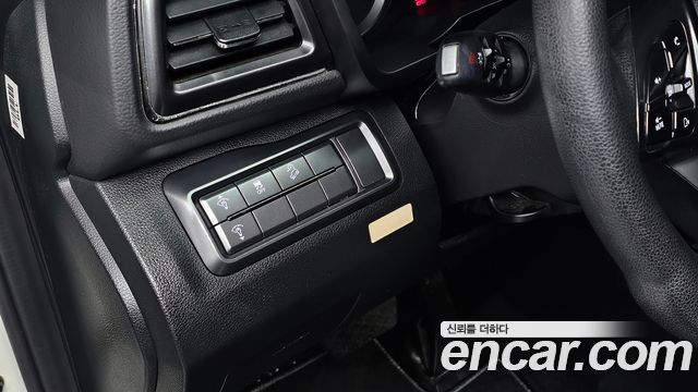 KG Mobility (SsangYong) Very New Tivoli Gasoline 1.5 2WD V1 2022 — фото 18