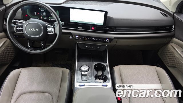 Kia Carnival (IV) Gasoline 5 Seater Wheelchair lift 2024 — фото 7
