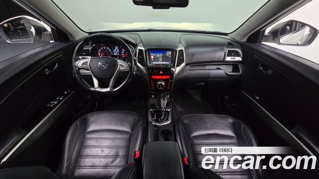 KG Mobility (SsangYong) Tivoli LX 2WD HI-DLX 2015 — фото 7