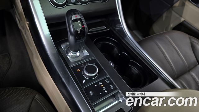 Land Rover Range Rover Sport (II) 3.0 SDV6 HSE Dynamic 2017 — фото 9