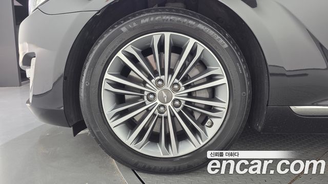 Genesis EQ900 3.8 GDI AWD Luxury 2018 — фото 5