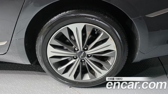 Kia K8 Hybrid Noblesse 2022 — фото 5