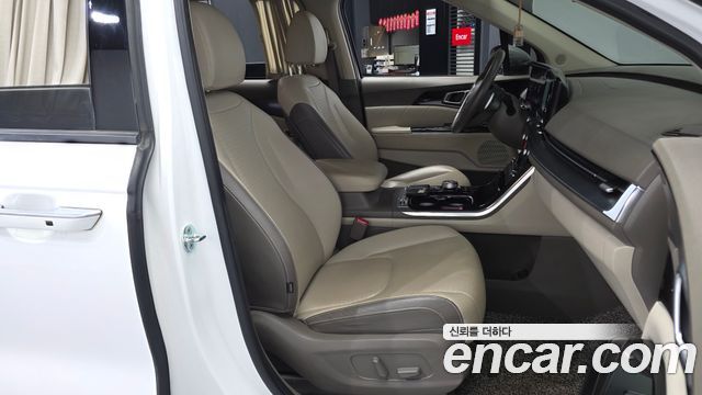 Kia Carnival (IV) Gasoline 7-Seater Hi-Limousine Signature 2023 — фото 11