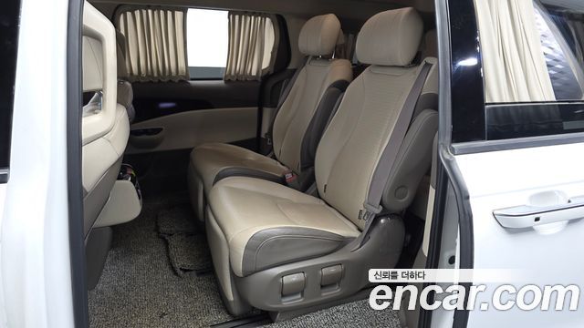 Kia Carnival (IV) Gasoline 7-Seater Hi-Limousine Signature 2023 — фото 26