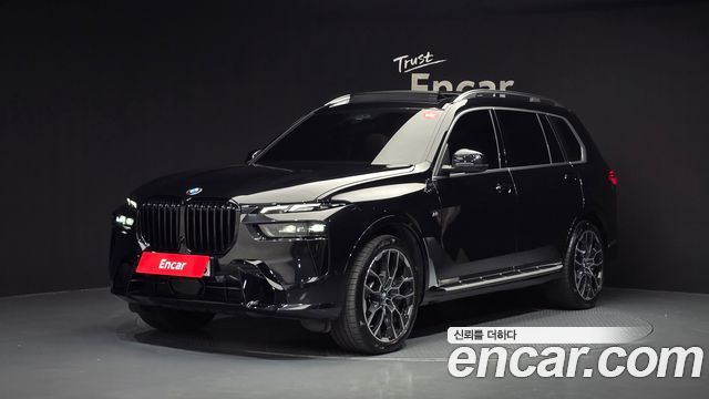BMW X7 (G07) xDrive 40i M Sport 6STR 2025 — фото 1