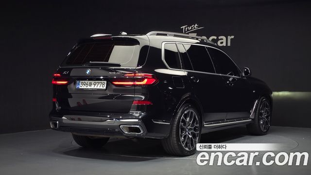 BMW X7 (G07) xDrive 40i M Sport 6STR 2025 — фото 2