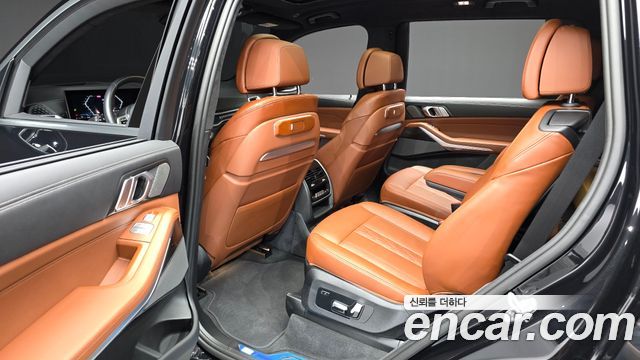 BMW X7 (G07) xDrive 40i M Sport 6STR 2025 — фото 11
