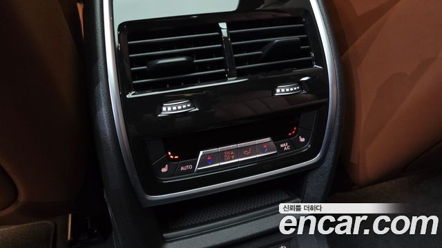 BMW X7 (G07) xDrive 40i M Sport 6STR 2025 — фото 18