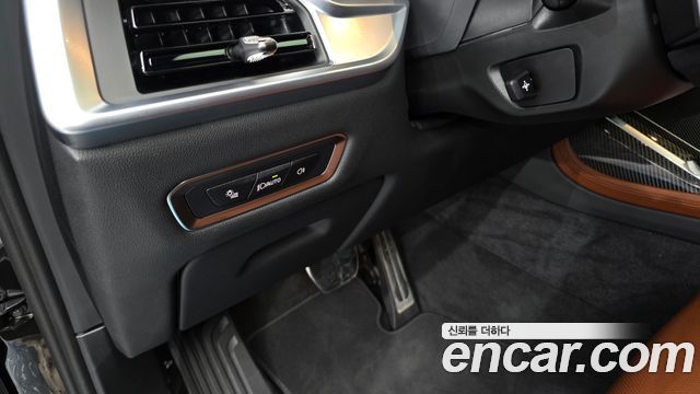 BMW X7 (G07) xDrive 40i M Sport 6STR 2025 — фото 30