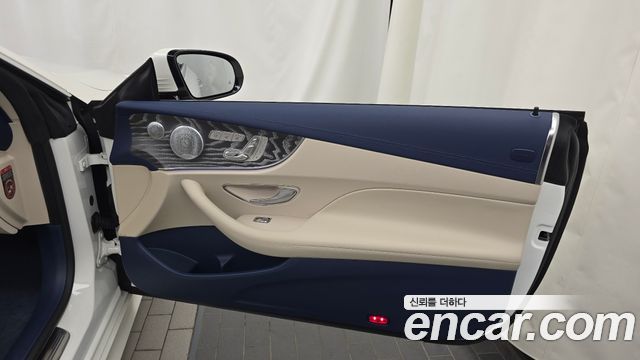 Mercedes-Benz E-Class (W213) E450 4MATIC Cabriolet 2021 — фото 25