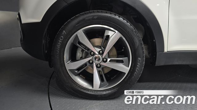KG Mobility (SsangYong) Style Korando C 2.2 RX 2WD High DLX 2017 — фото 5