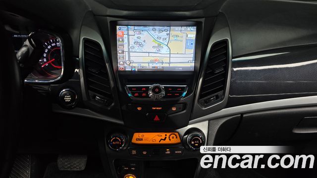 KG Mobility (SsangYong) Style Korando C 2.2 RX 2WD High DLX 2017 — фото 13