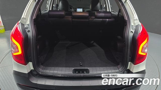 KG Mobility (SsangYong) Style Korando C 2.2 RX 2WD High DLX 2017 — фото 20