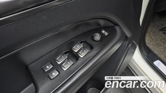 KG Mobility (SsangYong) Rexton Sports Khan Diesel 2.2 4WD Prestige 2022 — фото 15