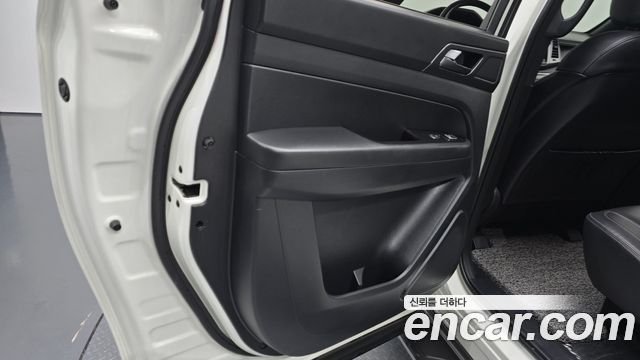 KG Mobility (SsangYong) Rexton Sports Khan Diesel 2.2 4WD Prestige 2022 — фото 25