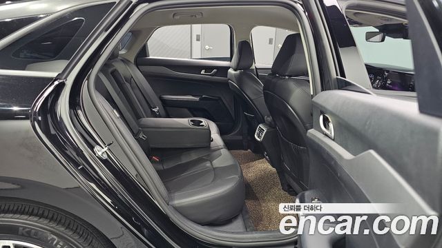 Kia K5 (III) 2.0 Prestige 2023 — фото 11