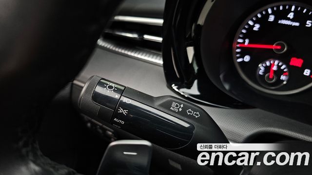 Kia K5 (III) 2.0 Prestige 2023 — фото 30