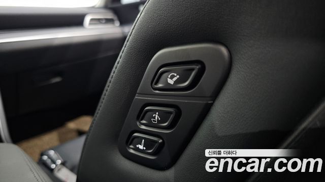 Kia K5 (III) 2.0 Prestige 2023 — фото 32