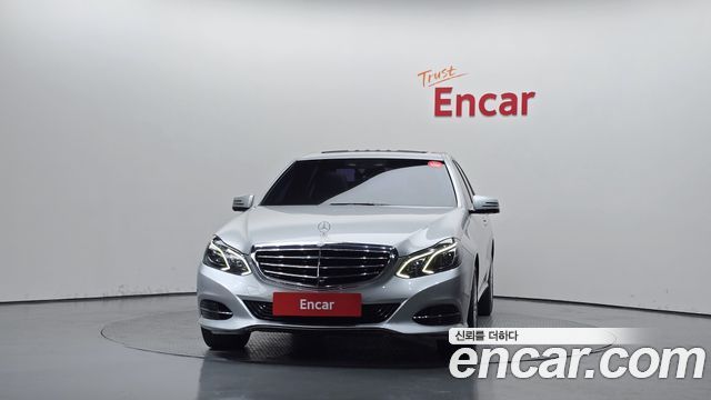 Mercedes-Benz E-Class (W212) E300 Elegance 2015 — фото 3