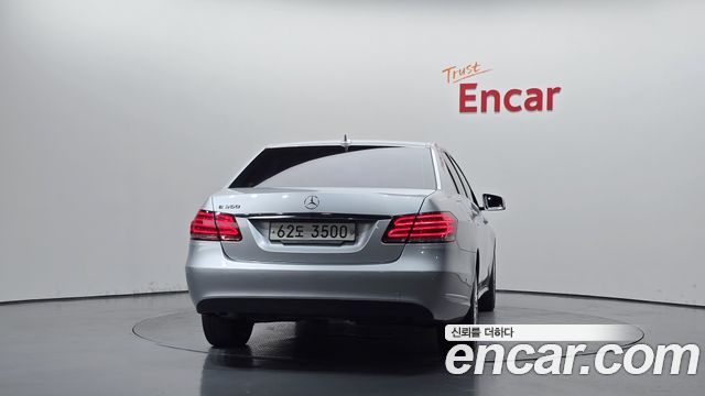 Mercedes-Benz E-Class (W212) E300 Elegance 2015 — фото 4