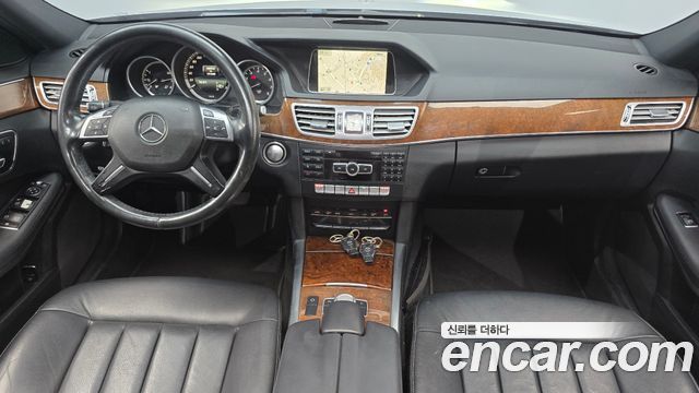 Mercedes-Benz E-Class (W212) E300 Elegance 2015 — фото 7