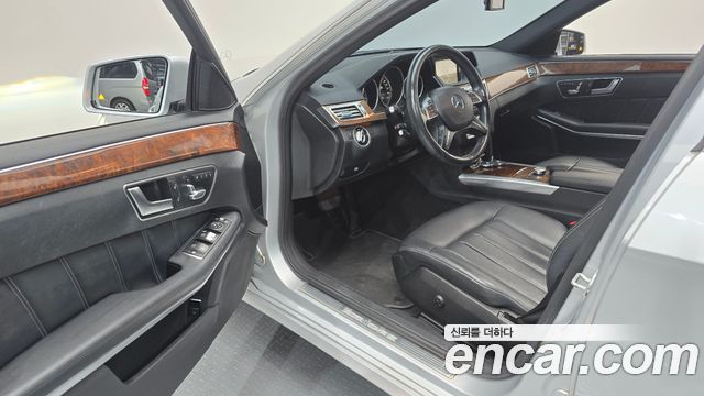 Mercedes-Benz E-Class (W212) E300 Elegance 2015 — фото 10