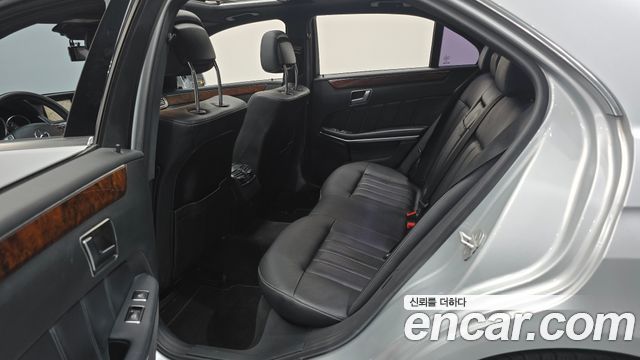 Mercedes-Benz E-Class (W212) E300 Elegance 2015 — фото 11