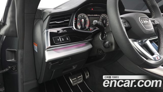Audi Q8 (4M) 55 TFSI Quattro Premium 2023 — фото 13