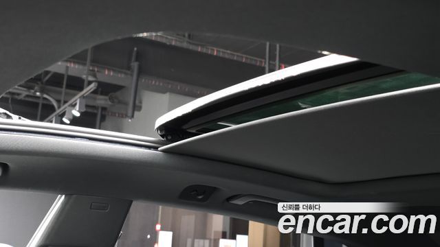 Audi Q8 (4M) 55 TFSI Quattro Premium 2023 — фото 19