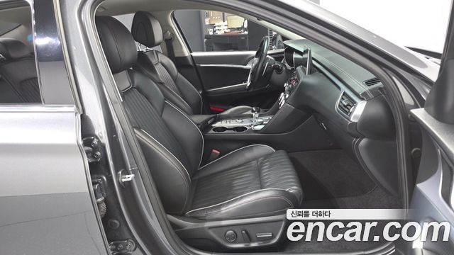 Genesis G70 2.0T AWD Elite 2020 — фото 11