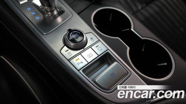 Genesis G70 2.0T AWD Elite 2020 — фото 27