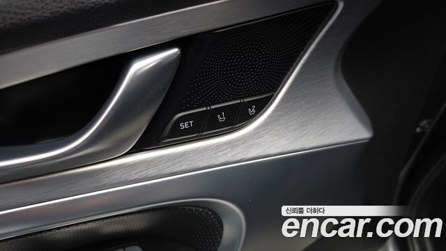 Genesis G70 2.0T AWD Elite 2020 — фото 29